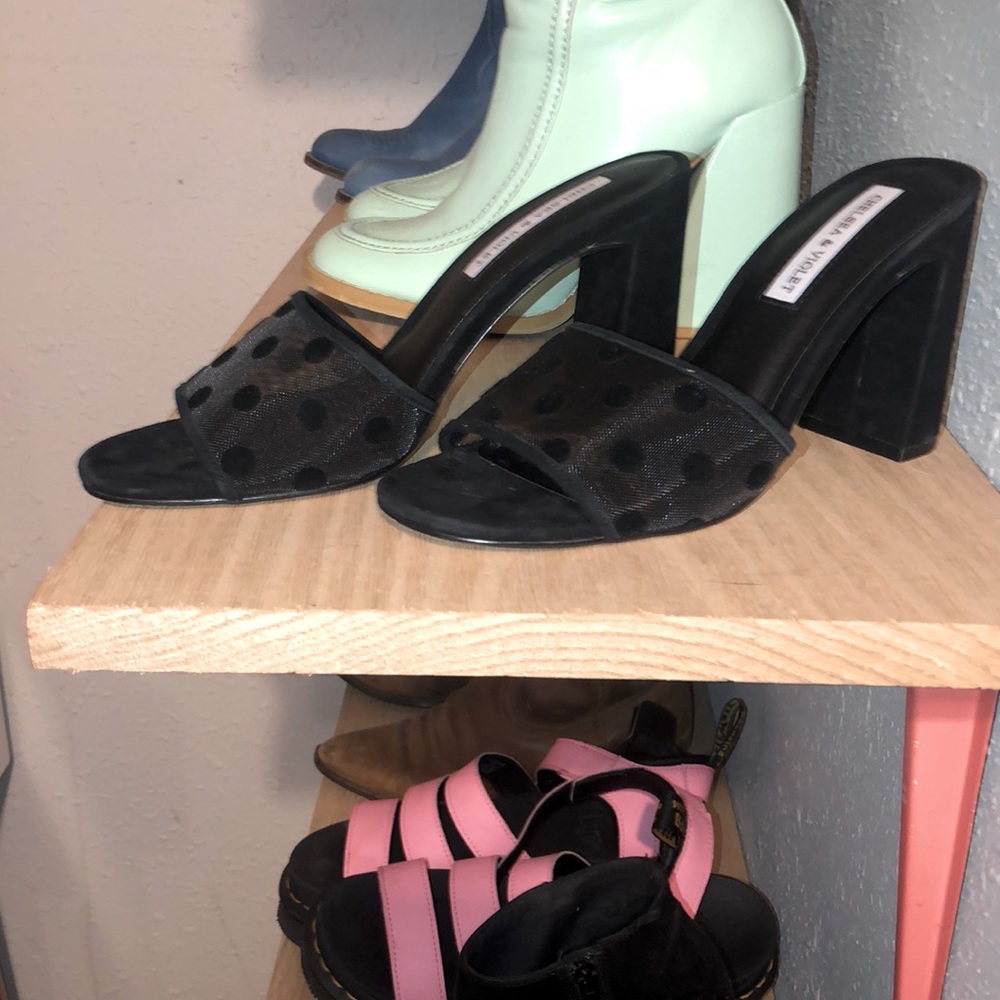 Mesh polka dot black heel